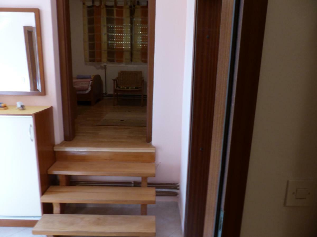 Apartment Ana Krnica Exteriör bild