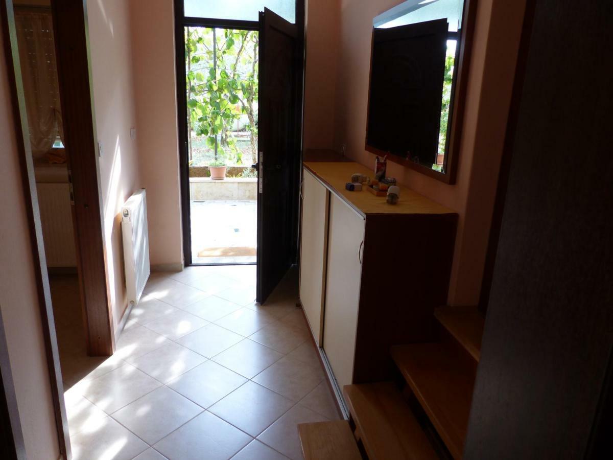 Apartment Ana Krnica Exteriör bild