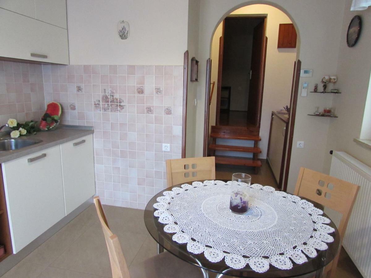 Apartment Ana Krnica Exteriör bild